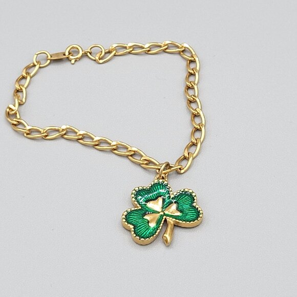 Avon Gold Tone Link Bracelet Green Clover Leaf Pendant Charm Spring Ring Close - Picture 1 of 6